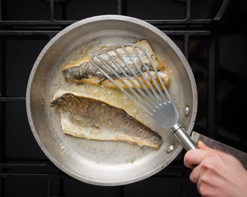 5 Reasons a Fish Spatula Is Your Kitchen's Secret Weapon (Even If You Hate Fish)
