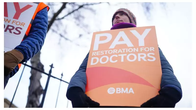 92% of Scotland's Resident Doctors Vote for January Strike Over Pay