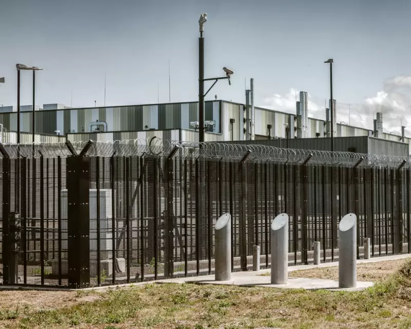 AI Boom's Hidden Cost: Emissions Rival NYC, Water Use Surpasses Bottled Demand