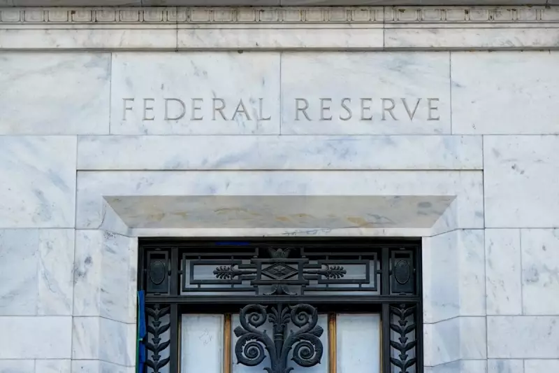 Fed Minutes Reveal Deep Split Over Rate Cuts, Only One Expected in 2025