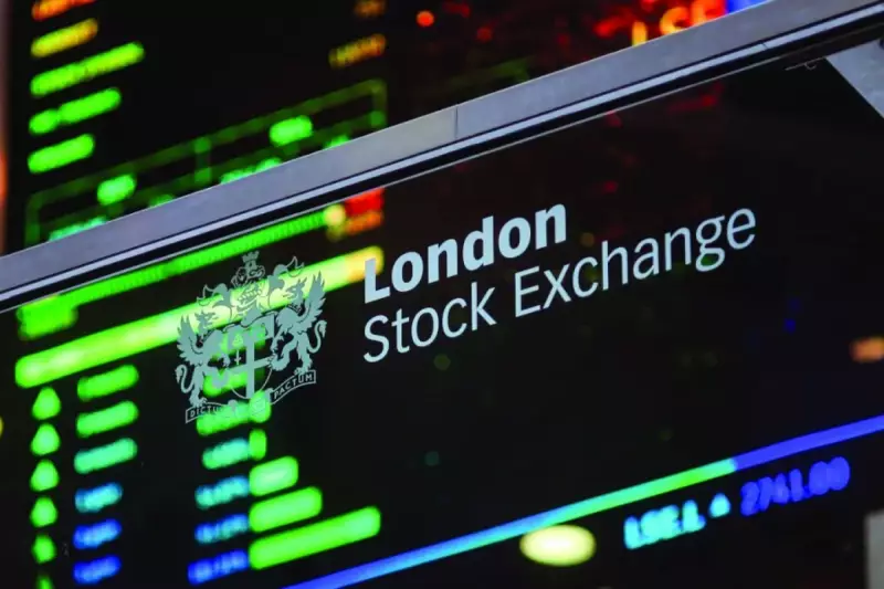 FTSE 100 Nears 10,000 Milestone on Final 2025 Trading Day
