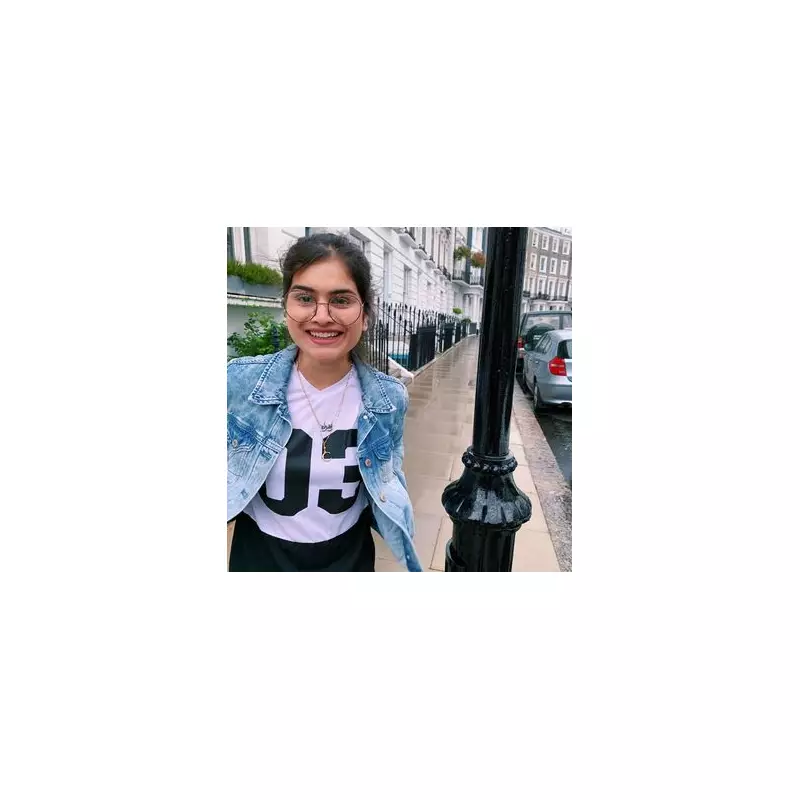 How I Cleared £30k Debt Living in a London Hostel at 23