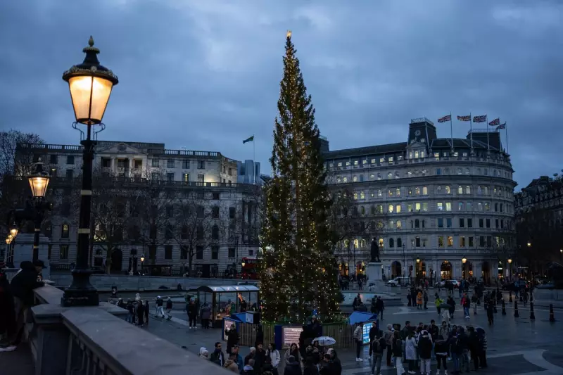 London Christmas Eve Weather: Hour-by-Hour Forecast for a Gloomy Day
