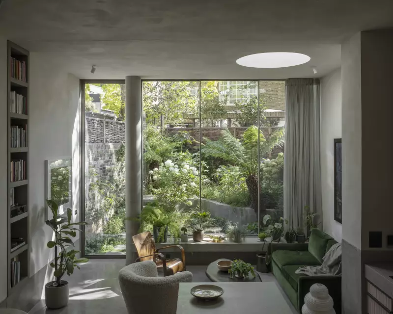 London's 2025 House of the Year: A Minimalist 'Oasis' in Chelsea