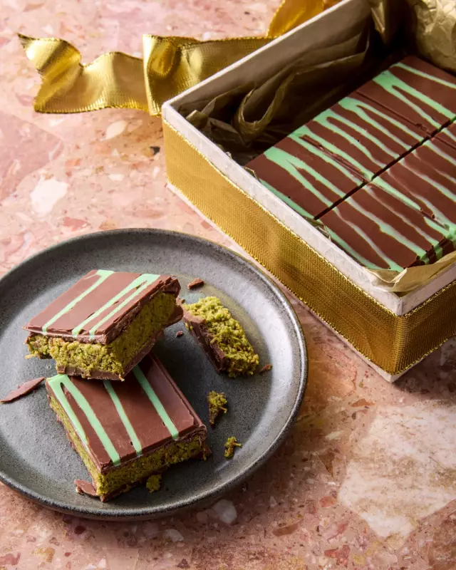 Perfect Dubai Chocolate Recipe: How to Make the Viral Pistachio Bar at Home