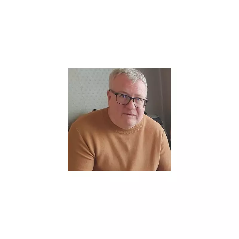 Sister's Christmas Plea: 'Finding My Brother Is The Only Present I Want'