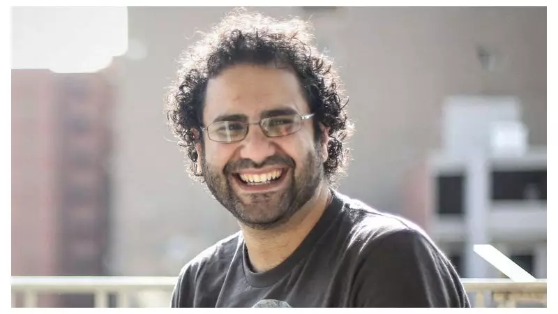 Starmer faces backlash for welcoming activist with 'extremist' social media history