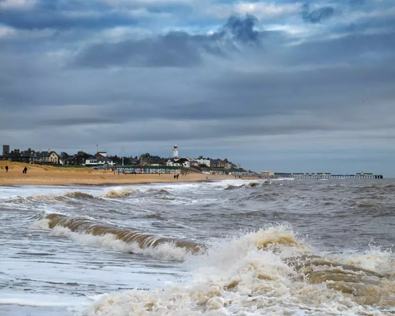 Suffolk's Shifting Coast: A Stay in a 'Movable' Cabin Amidst Erosion