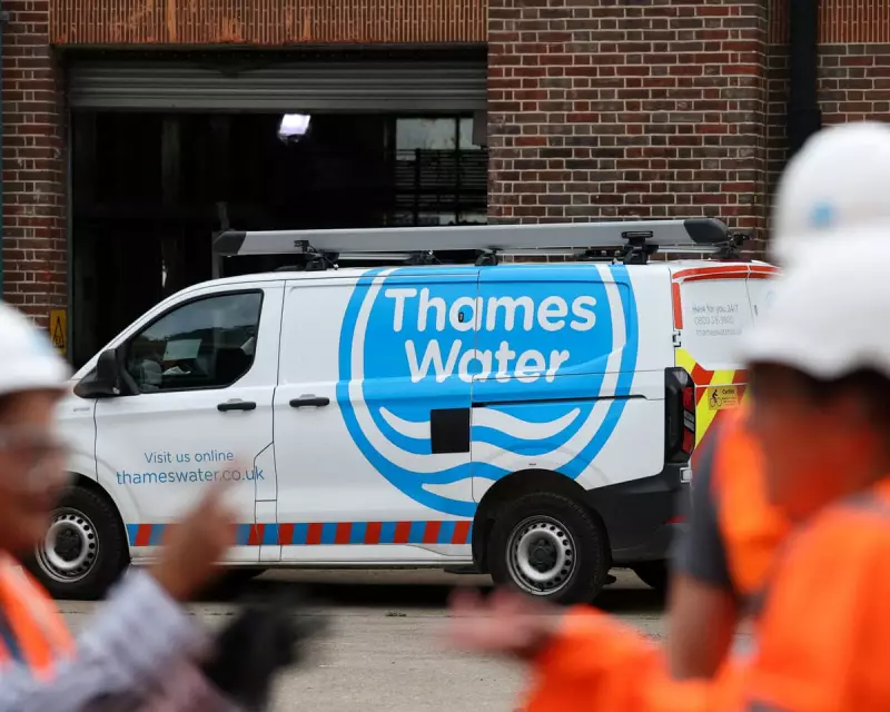Thames Water defers £2.5m executive bonuses amid rescue deal scramble