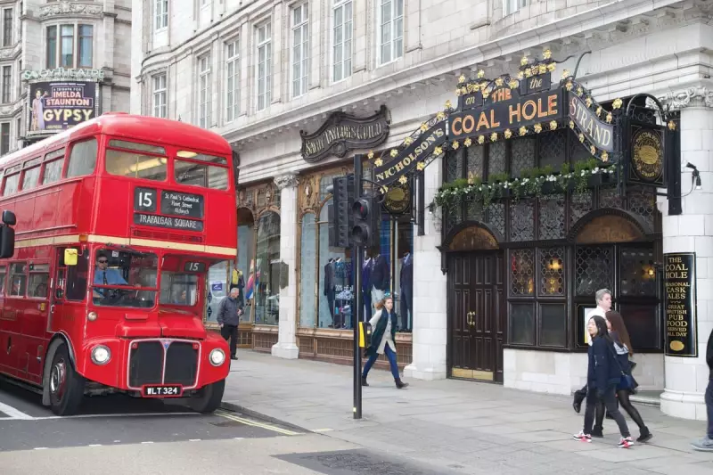 Top 10 Cosiest UK Pubs for Christmas 2025 Revealed