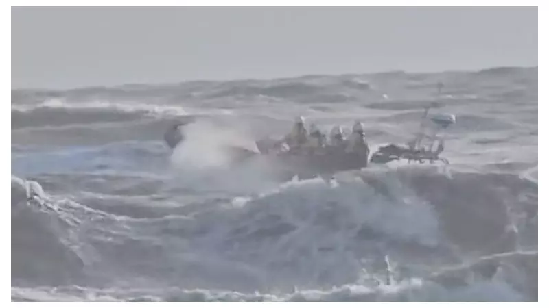 Two Swimmers Missing in Devon on Christmas Day, Police Issue Sea Warning