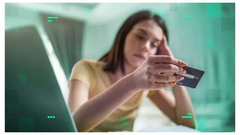 UK Disposable Income Falls: Brits £20 Worse Off Monthly Since 2019