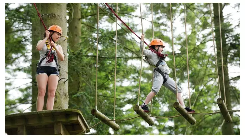 UK Pension Funds in Talks for £4.5bn Center Parcs Stake