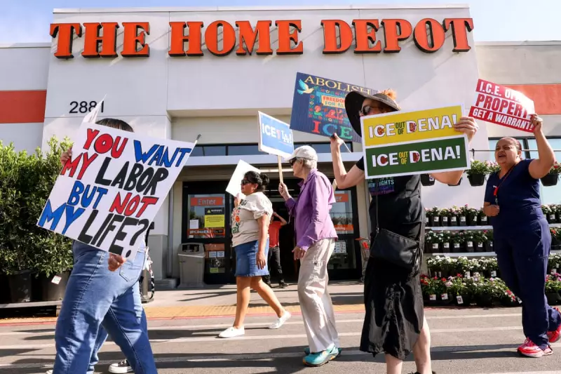 US Shoppers Boycott Trump-Aligned Retailers in 'We Ain't Buying It' Holiday Campaign