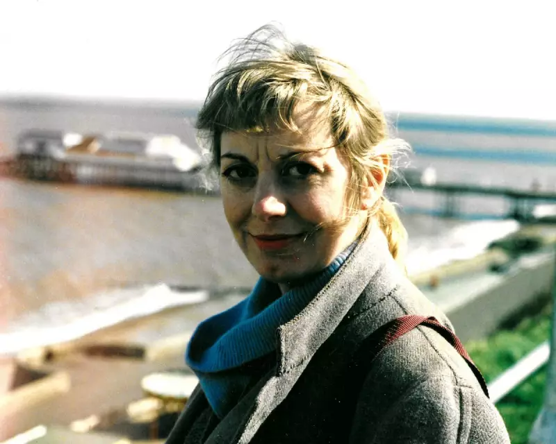 Wendy Hoile, illustrator behind Wole Soyinka book cover, dies at 77