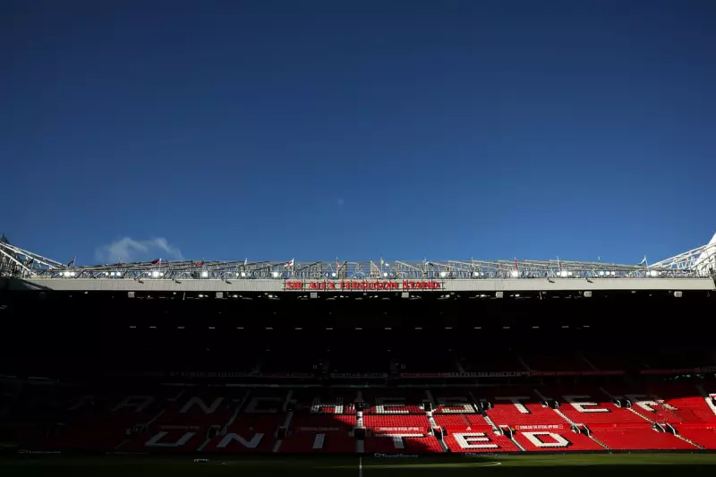 West Ham & Leeds Miss Out as AS Roma Lead Race for Man Utd's Zirkzee