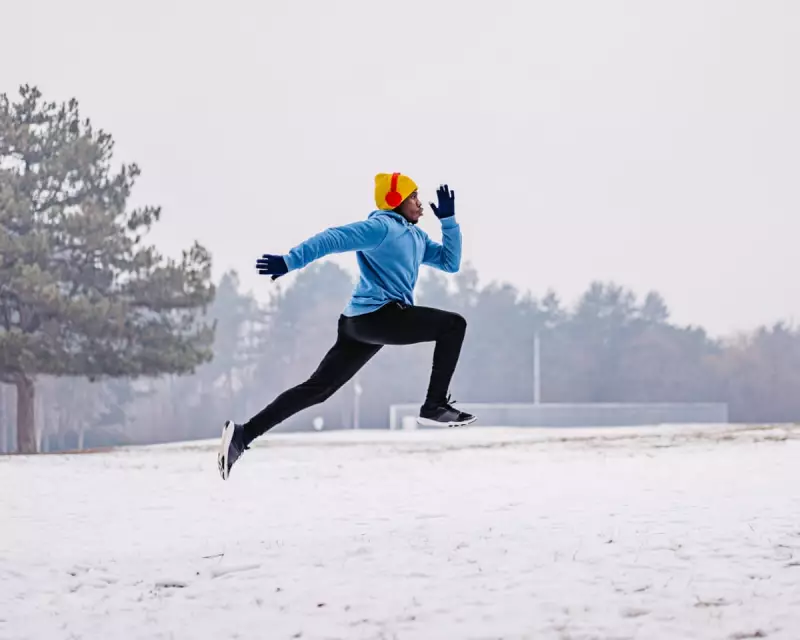 Winter Running Kit Guide: 5 Essential Layers for UK Cold Weather