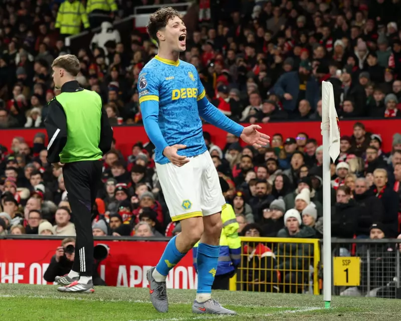 Wolves Snatch Vital Point as Struggling Manchester United Stumble Again