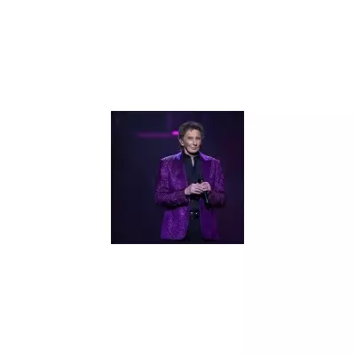 Barry Manilow, 82, to Undergo Lung Surgery After Early Cancer Detection