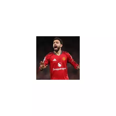 Bruno Fernandes questions Man Utd loyalty after £100m Saudi bid