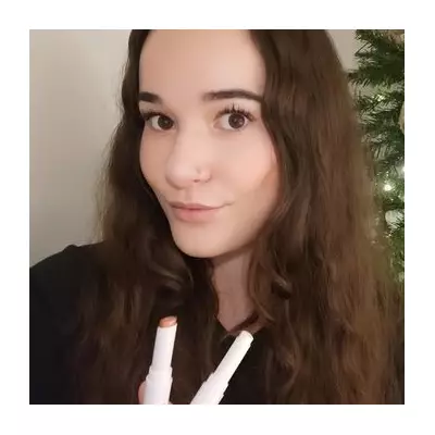 KIKO's Festive Eyeshadow Sticks: The Crease-Proof Glitter Solution