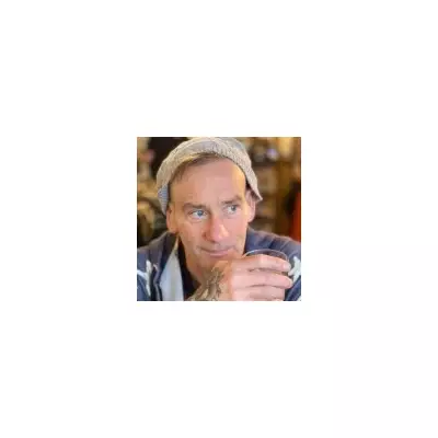 Norwich Grandad's Festive Mission: A Christmas Number One Dream