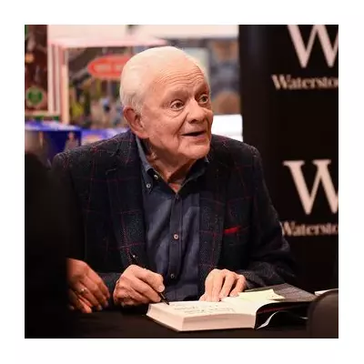 Only Fools And Horses: Sir David Jason Reunites Cast for 2026 Lost Archive Series