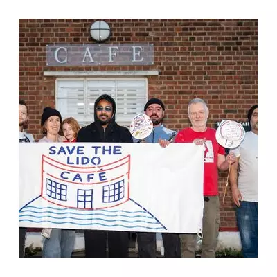 Over 11,000 Sign Petition to Save North London Cafés from Chain Takeover