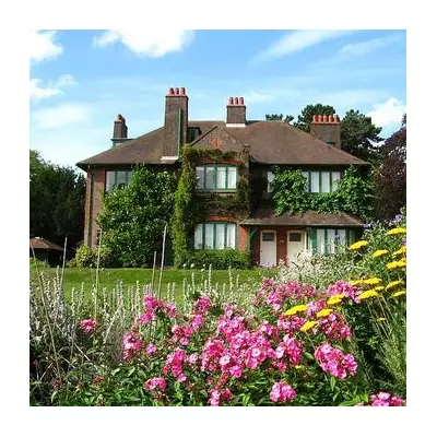 Winter Walk to Shaw's Corner: A Literary Escape One Hour from London