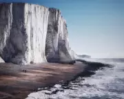 1975 Country Diary: A Winter's Walk Through Seven Sisters Countryside Park