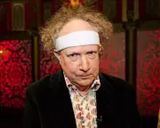 Andy Zaltzman on Comedy Heroes, Heckles & His Worst Gig in Killarney