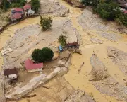 Asia Floods: Nearly 1,000 Dead as Sri Lanka and Indonesia Deploy Militaries