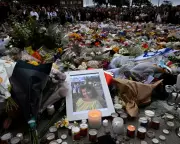 Bondi Vigil Mourns 10-Year-Old Matilda as Parents Plead: 'Remember Her Name'