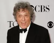 Brian Cox Recalls Tom Stoppard's 'Rock 'n' Roll' and a Night with Jagger & Havel