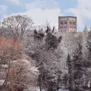 Dry Boxing Day Walk: 30-Minute Trip from London to Britain's Oldest Pub