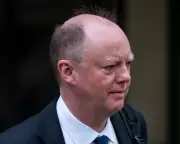 England's Top Medic: Infection Prevention in Elderly is 'Hit and Miss'