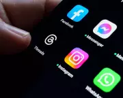 Facebook Tests Charging Users to Share Links in Blow to News Outlets