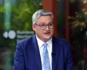 Future Fund Spent £20,000 on Business-Class Trip for Ex-Assistant to Scout US Hotels