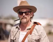 Guillermo del Toro's 'The Devil's Backbone' and Ethan Hawke's 'The Lowdown' Lead Week's Cultural Reviews