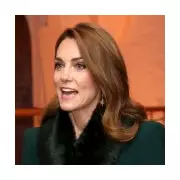 How to Receive a Royal Christmas Card from Kate Middleton and Prince William