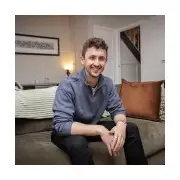 Jamie pays £1,000 a month to share a Clapham flat with his landlord friend