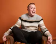 Josh Jones's Glasgow Show Critiqued: Slim Pickings in Comedian's Tour