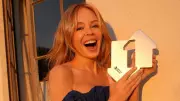 Kylie Minogue Claims First UK Christmas Number One, Making Chart History