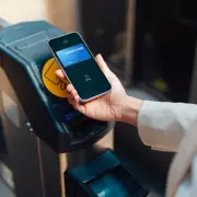 London Commuters Hit by Fare Hikes as Contactless Payment Expands