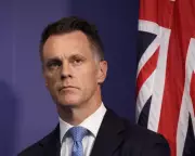 NSW Premier Recalls Parliament to Tighten Gun Laws After Bondi Attack