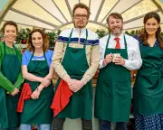 Peep Show Cast Reunites for Festive Bake Off Special on Channel 4
