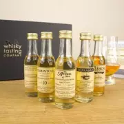 Perfect Whisky Gift Set Under £40: 5 Single Malts & Personalised Box