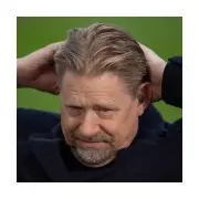 Peter Schmeichel: Man Utd face 'massive problem' after Bruno Fernandes injury