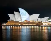 Sydney's Gun Concentration Revealed After Bondi Attack; Jewish Community in Mourning