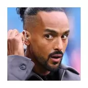 Theo Walcott: Chelsea Are Title 'Problem' for Arsenal, Merino a 'Constant Surprise'